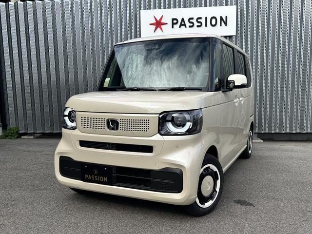 Ｎ－ＢＯＸ ファッションスタイル　届出済未使用車　片側電動スライドドア　衝突被害軽減ブレーキ　コーナーセンサー　アダクティブクルーズコントロール　スマートキー　シートヒーター　バックカメラ　電動格納ドアミラー　ＬＥＤヘッドライト（4枚目）