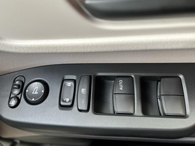 Ｎ－ＢＯＸ ファッションスタイル　届出済未使用車　片側電動スライドドア　衝突被害軽減ブレーキ　コーナーセンサー　アダクティブクルーズコントロール　スマートキー　シートヒーター　バックカメラ　電動格納ドアミラー　ＬＥＤヘッドライト（21枚目）