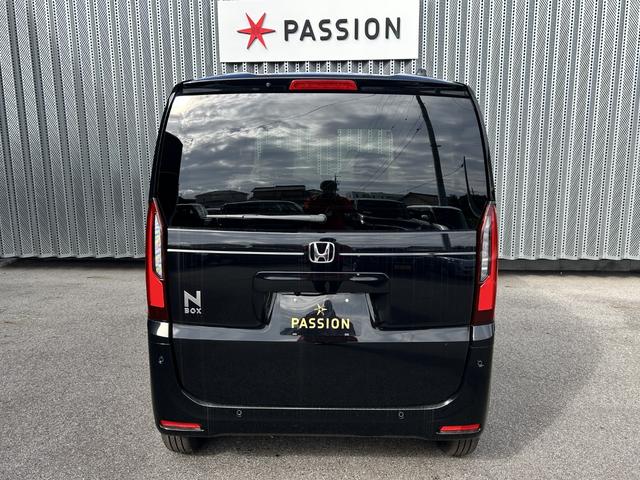 Ｎ－ＢＯＸ ベースグレード　届出済未使用車　片側電動スライドドア　衝突被害軽減ブレーキ　コーナーセンサー　アダクティブクルーズコントロール　スマートキー　チップアップシート　アイドリングストップ　ＬＥＤ　電動格納ドアミラー（9枚目）