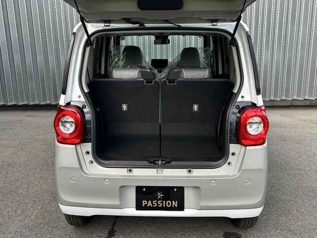 ムーヴキャンバス ストライプスＧ　届出済未使用車　両側電動スライドドア　衝突被害軽減ブレーキ　コーナーセンサー　スマートキー　シートヒーター　アイドリングストップ　バックカメラ　ＬＥＤヘッドライト　電動格納ドアミラー　オートエアコン（11枚目）