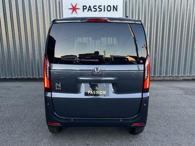 Ｎ－ＢＯＸ ベースグレード　届出済未使用車　片側電動スライドドア　衝突被害軽減ブレーキ　コーナーセンサー　アダクティブクルーズコントロール　スマートキー　チップアップシート　アイドリングストップ　ＬＥＤ　電動格納ドアミラー（9枚目）