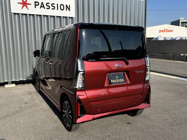 タント カスタムＲＳ　車検１０年１月　両側電動スライドドア　ワイドエントリーナビ安心ドラレコ　衝突被害軽減ブレーキ　コーナーセンサー　スマートキー　シートヒーター　アイドリングストップ　ＥＴＣ　全方位カメラ　アルミホイール（10枚目）