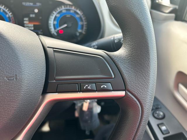 ｅＫワゴン Ｍ　届出済未使用車　衝突被害軽減ブレーキ　コーナーセンサー　キーレスエントリー　シートヒーター　バックカメラ　アイドリングストップ　電動格納ドアミラー　ベンチシート　マニュアルエアコン　パワーウインドウ（17枚目）