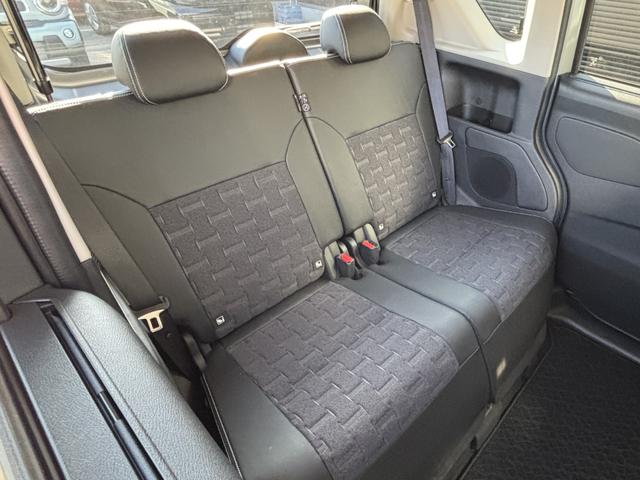 デリカミニ Ｇ　プレミアム　リミテッドエディション　届出済未使用車　両側電動スライドドア　衝突被害軽減ブレーキ　コーナーセンサー　全方位カメラ　スマートキー　アダクティブクルーズコントロール　シートヒーター　アイドリングストップ　電動格納ドアミラー（23枚目）