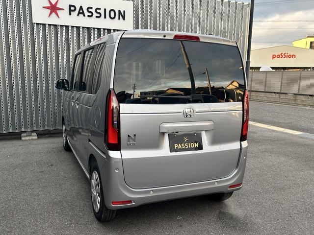 Ｎ－ＢＯＸ ベースグレード　届出済未使用車　片側電動スライドドア　衝突被害軽減ブレーキ　コーナーセンサー　アダクティブクルーズコントロール　スマートキー　チップアップシート　アイドリングストップ　ＬＥＤ　電動格納ドアミラー（10枚目）