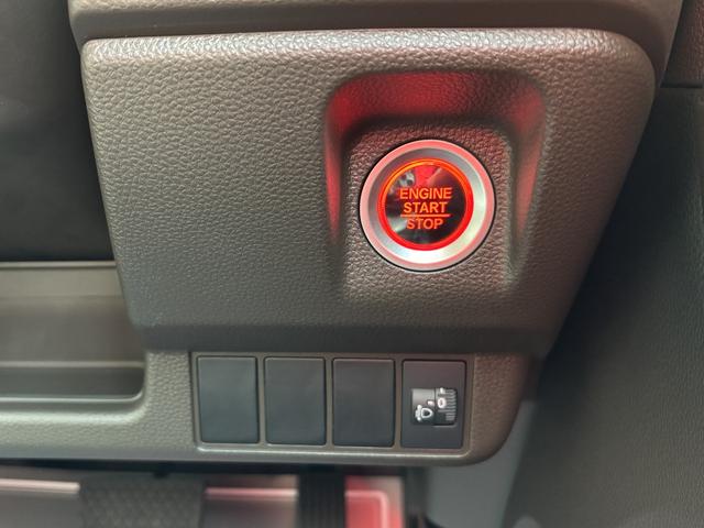 Ｎ－ＷＧＮ Ｌ　ファッションスタイル　届出済未使用車　衝突被害軽減ブレーキ　コーナーセンサー　スマートキー　シートヒーター　アダクティブクルーズコントロール　アイドリングストップ　ＬＥＤヘッドライト　電動格納ドアミラー　ベンチシート（17枚目）