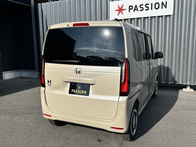 Ｎ－ＢＯＸ ファッションスタイル　届出済未使用車　片側電動スライドドア　衝突被害軽減ブレーキ　コーナーセンサー　アダクティブクルーズコントロール　スマートキー　シートヒーター　バックカメラ　電動格納ドアミラー　ＬＥＤヘッドライト（8枚目）