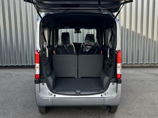Ｎ－ＶＡＮ 　届出済未使用車　両側スライドドア　衝突被害軽減ブレーキ　コーナーセンサー　キーレスエントリー　アダクティブクルーズコントロール　アイドリングストップ　横滑り防止機能　オートハイビーム（11枚目）
