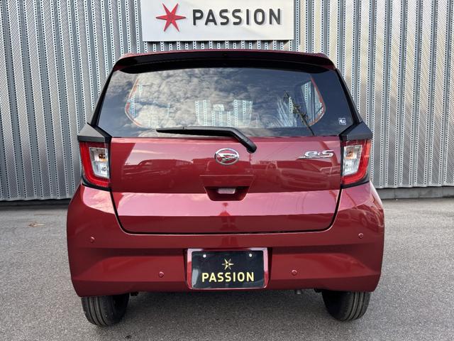 ミライース Ｌ　ＳＡＩＩＩ　届出済未使用車　衝突被害軽減ブレーキ　コーナーセンサー　キーレスエントリー　アイドリングストップ　横滑り防止機能　光軸調整機能　パワーウインドウ　オートハイビーム　マニュアルエアコン　保証あり（8枚目）