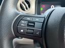 ベースグレード　届出済未使用車　片側電動スライドドア　衝突被害軽減ブレーキ　コーナーセンサー　アダクティブクルーズコントロール　スマートキー　チップアップシート　アイドリングストップ　ＬＥＤ　電動格納ドアミラー（16枚目）