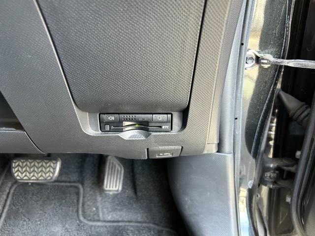 ラクティス Ｘ　ＨＩＤセレクション　ワンオーナー　ナビ　地デジ４×４　バックカメラ　デジタルインナーミラー　ドライブレコーダー　ＥＴＣ　ドアミラーウインカー　Ｂｌｕｅｔｏｏｔｈオーディオ（14枚目）