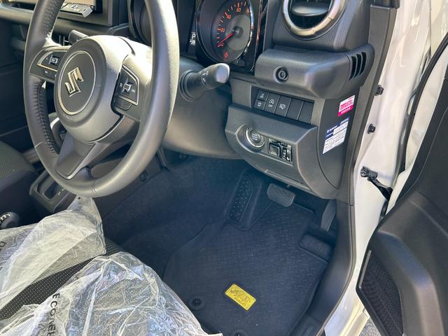 ジムニー XC ホワイトパール ターボ LEDライト&フォグ シートヒーター デュアルセンサーブレーキ クルコン インテリキー AT 4WD(11枚目)