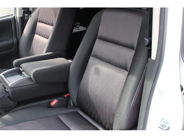 セレナ ハイウェイスター　Ｖセレクション　プロパイロット　衝突回避ブレーキ　車線逸脱　Ａクルーズ　８インチナビ　後席モニター　全周カメラ　ＥＴＣ　スマートキープッシュスタート　デジタルミラー　Ｃソナー　両側電動ドア　シートヒーター　ＵＳＢ（32枚目）