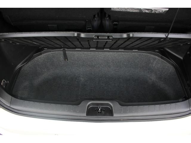 セレナ ハイウェイスター　Ｖセレクション　プロパイロット　衝突回避ブレーキ　車線逸脱　Ａクルーズ　８インチナビ　後席モニター　全周カメラ　ＥＴＣ　スマートキープッシュスタート　デジタルミラー　Ｃソナー　両側電動ドア　シートヒーター　ＵＳＢ（49枚目）