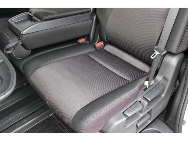 セレナ ハイウェイスター　Ｖセレクション　プロパイロット　衝突回避ブレーキ　車線逸脱　Ａクルーズ　８インチナビ　後席モニター　全周カメラ　ＥＴＣ　スマートキープッシュスタート　デジタルミラー　Ｃソナー　両側電動ドア　シートヒーター　ＵＳＢ（53枚目）