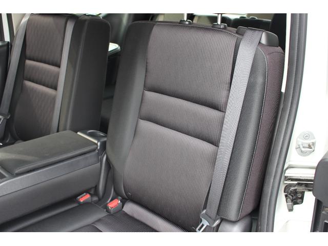 セレナ ハイウェイスター　Ｖセレクション　プロパイロット　衝突回避ブレーキ　車線逸脱　Ａクルーズ　８インチナビ　後席モニター　全周カメラ　ＥＴＣ　スマートキープッシュスタート　デジタルミラー　Ｃソナー　両側電動ドア　シートヒーター　ＵＳＢ（54枚目）