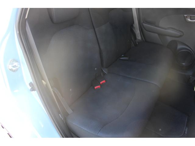 フィット １３Ｇ・スマートセレクション　スマキ－　電動電格ミラー　ＥＴＣ付き　ＰＷ　Ｗエアバッグ　ＡＢＳ　ＰＳ　ナビ（29枚目）