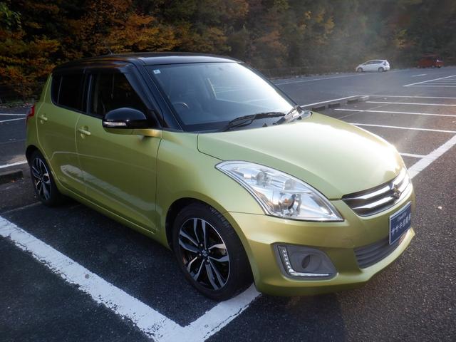 スイフト スタイル－ＤＪＥ　スマートキー　社外ＳＤナビ　ワンセグ　アイドリングストップ　オートエアコン　横滑り防止装置　盗難防止装置　ＥＴＣ（4枚目）