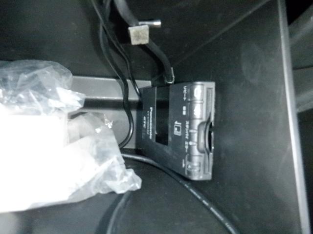 スイフト スタイル－ＤＪＥ　スマートキー　社外ＳＤナビ　ワンセグ　アイドリングストップ　オートエアコン　横滑り防止装置　盗難防止装置　ＥＴＣ（19枚目）