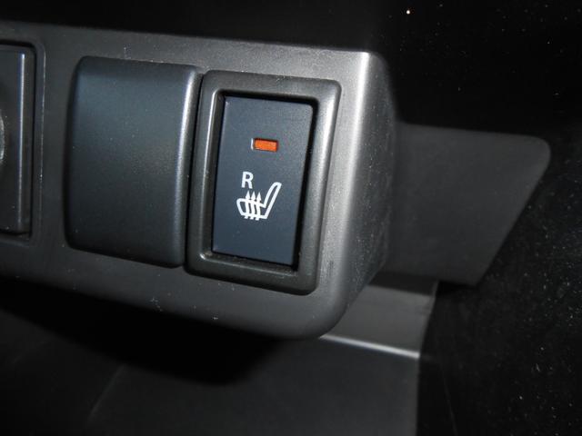 アルト L 当社試乗車 バックカメラ付きディスプレイオーディオ装着車 デュアルカメラブレーキサポート リヤパーキングセンサー キーレス シートヒーター ステアリングオーディオスイッチ オートライト(18枚目)