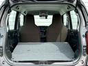 後部座席を倒せば軽のタイヤ4本でも余裕で詰めます♪