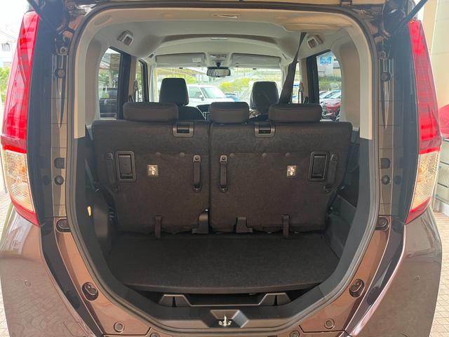 ルーミー G 登録済未使用車 両側電動スライドドア 衝突被害軽減ブレーキ コーナーセンサー スマートキー ディスプレイオーディオ LEDヘッドライト 電動格納ドアミラー バックカメラ ウォークスルー(11枚目)