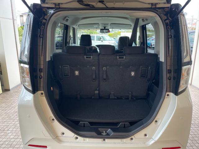 ルーミー カスタムG 登録済未使用車 両側電動スライドドア 衝突被害軽減ブレーキ ディスプレイオーディオ アルミホイール LEDヘッドライト 電動格納ドアミラー アイドリングストップ アダクティブクルーズコントロール(12枚目)