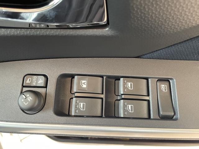 ルーミー カスタムG 登録済未使用車 両側電動スライドドア 衝突被害軽減ブレーキ ディスプレイオーディオ アルミホイール LEDヘッドライト 電動格納ドアミラー アイドリングストップ アダクティブクルーズコントロール(24枚目)