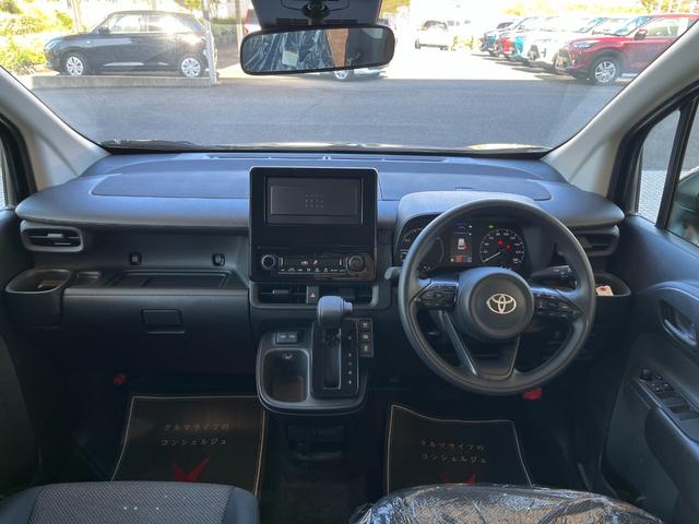 シエンタ ハイブリッドX 登録済未使用車 片側電動スライドドア 衝突被害軽減ブレーキ コーナーセンサー スマートキー アダクティブクルーズコントロール LEDヘッドライト 電動格納ドアミラー 3列シート7人乗り(12枚目)