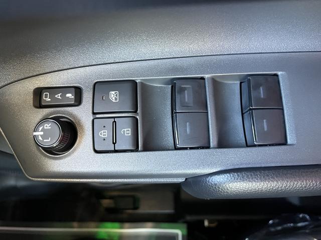 シエンタ ハイブリッドX 登録済未使用車 片側電動スライドドア 衝突被害軽減ブレーキ コーナーセンサー スマートキー アダクティブクルーズコントロール LEDヘッドライト 電動格納ドアミラー 3列シート7人乗り(19枚目)