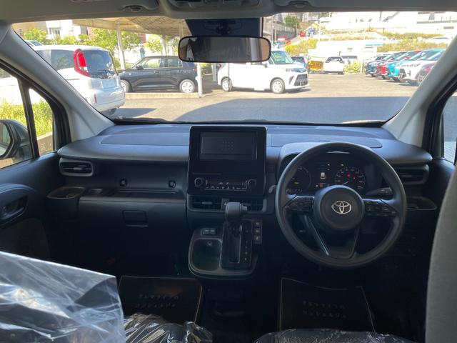 シエンタ ハイブリッドX 登録済未使用車 片側電動スライドドア 衝突被害軽減ブレーキ コーナーセンサー スマートキー アダクティブクルーズコントロール LEDヘッドライト 電動格納ドアミラー 3列シート7人乗り(13枚目)