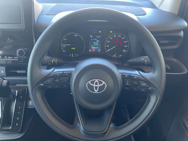 シエンタ ハイブリッドX 登録済未使用車 片側電動スライドドア 衝突被害軽減ブレーキ コーナーセンサー スマートキー アダクティブクルーズコントロール LEDヘッドライト 電動格納ドアミラー 3列シート7人乗り(15枚目)