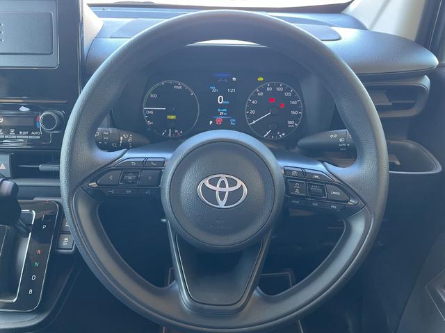 シエンタ ハイブリッドX 登録済未使用車 片側電動スライドドア 衝突被害軽減ブレーキ コーナーセンサー スマートキー アダクティブクルーズコントロール LEDヘッドライト 電動格納ドアミラー 3列シート7人乗り(15枚目)