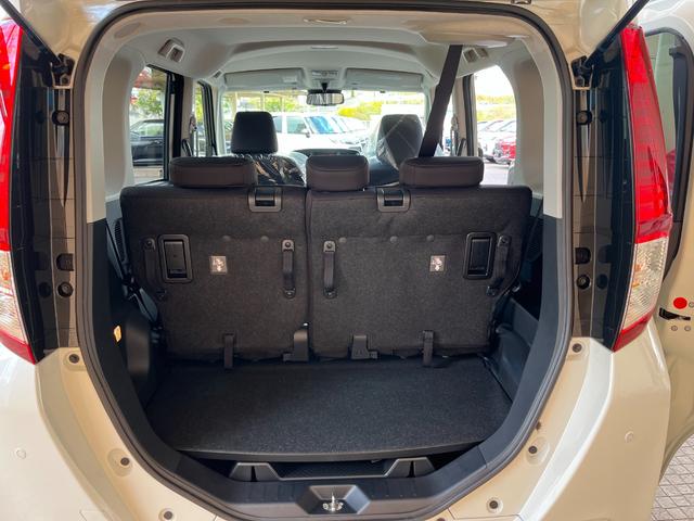 ルーミー Ｘ　登録済未使用車　片側電動スライドドア　ディスプレイオーディオ　衝突被害軽減ブレーキ　コーナーセンサー　スマートキー　電動格納ドアミラー　ハイビームアシスト　アイドリングストップ　バックカメラ（11枚目）
