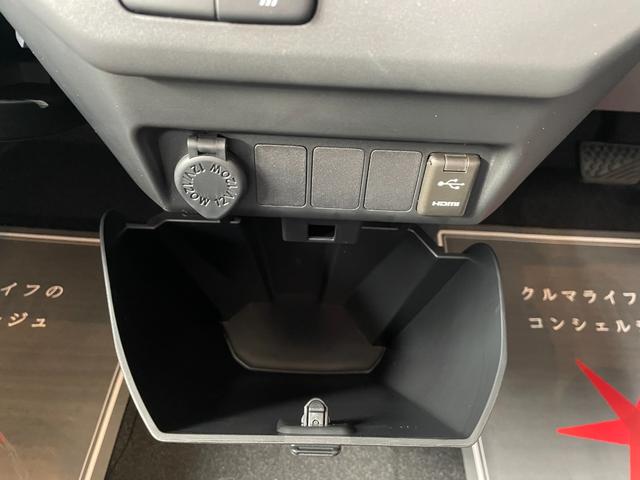 ルーミー Ｘ　登録済未使用車　片側電動スライドドア　ディスプレイオーディオ　衝突被害軽減ブレーキ　コーナーセンサー　スマートキー　電動格納ドアミラー　ハイビームアシスト　アイドリングストップ　バックカメラ（23枚目）