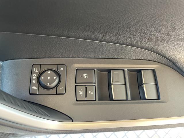 ＲＡＶ４ アドベンチャー　登録済未使用車　衝突被害軽減ブレーキ　コーナーセンサー　１０．５インチディスプレイオーディオ　ＥＴＣ２．０　デジタルインナーミラー　バックカメラ　アダクティブクルーズコントロール　パワーシート（25枚目）