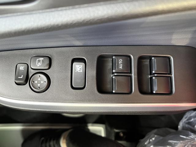 ソリオ ハイブリッドMX 登録済未使用車 片側電動スライドドア 衝突被害軽減ブレーキ コーナーセンサー スマートキー シートヒーター アダクティブクルーズコントロール アイドリングストップ アルミホイール 横滑り防止機能(19枚目)