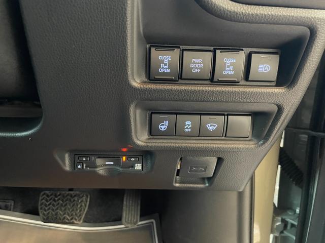 シエンタ ハイブリッドＺ　登録済未使用車　ディスプレイオーディオ　ＥＴＣ２．０　ドライブレコーダー　アドバンスドパーク　アダクティブクルーズコントロール　コンフォートＰＫＧ　寒冷地仕様　シートヒーター　両側電動スライドドア（18枚目）