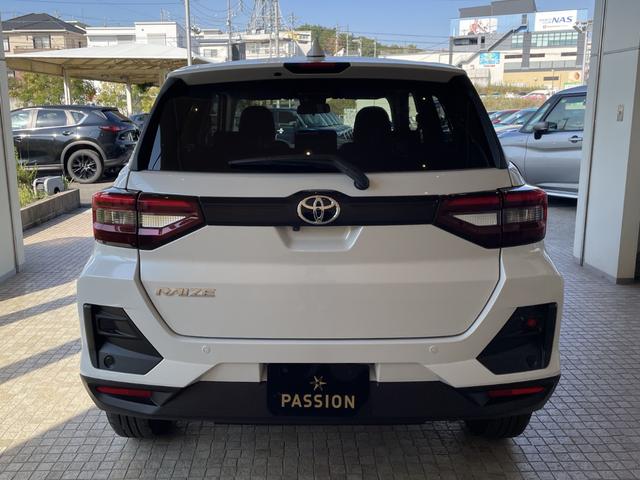 ライズ Ｚ　登録済未使用車　衝突被害軽減ブレーキ　パノラミックビュー　コーナーセンサー　スマートキー　シートヒーター　ディスプレイオーディオ　アルミホイール　アダクティブクルーズコントロール　ＬＥＤヘッドライト（9枚目）