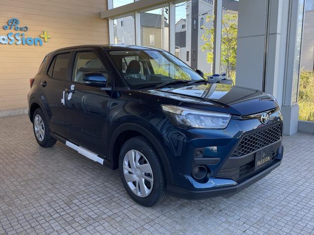 ライズ Ｘ　登録済未使用車　ナビレディパッケージ　衝突被害軽減ブレーキ　コーナーセンサー　スマートキー　電動格納ドアミラー　バックカメラ　アイドリングストップ　横滑り防止機能　光軸調整機能　ＬＥＤヘッドライト（7枚目）