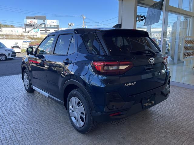 ライズ Ｘ　登録済未使用車　ナビレディパッケージ　衝突被害軽減ブレーキ　コーナーセンサー　スマートキー　電動格納ドアミラー　バックカメラ　アイドリングストップ　横滑り防止機能　光軸調整機能　ＬＥＤヘッドライト（10枚目）