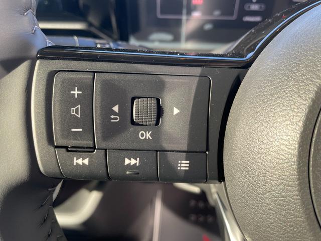 セレナ ｅ－パワー　ハイウェイスターＶ　登録済未使用車　両側電動スライドドア　衝突被害軽減ブレーキ　コーナーセンサー　アラウンドビューモニター　プロパイロット　デジタルインナーミラー　アルミホイール　ＬＥＤヘッドライト　電動格納ドアミラー（18枚目）