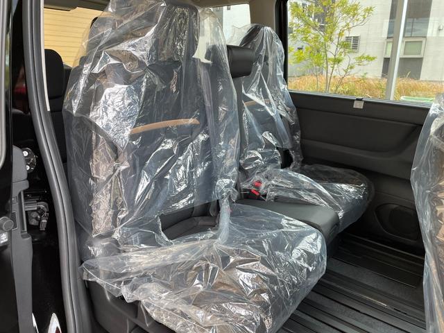 セレナ ｅ－パワー　ハイウェイスターＶ　登録済未使用車　両側電動スライドドア　衝突被害軽減ブレーキ　コーナーセンサー　アラウンドビューモニター　プロパイロット　デジタルインナーミラー　アルミホイール　ＬＥＤヘッドライト　電動格納ドアミラー（23枚目）