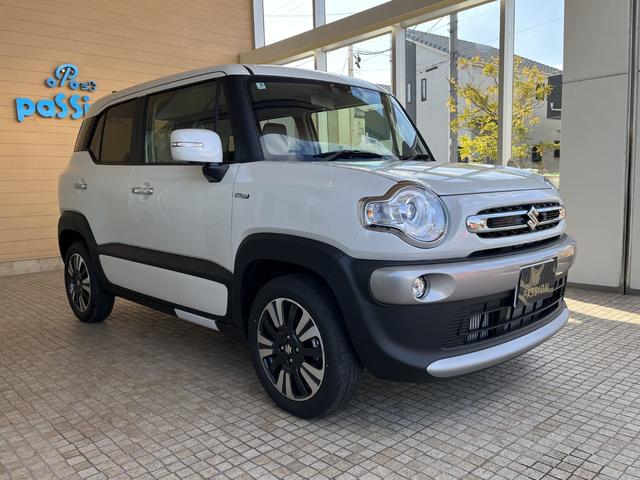 クロスビー ハイブリッドＭＺ　登録済未使用車　衝突被害軽減ブレーキ　コーナーセンサー　スマートキー　アダクティブクルーズコントロール　ＬＥＤヘッドライト　アイドリングストップ　シートヒーター　電動格納ドアミラー　オートエアコン（7枚目）