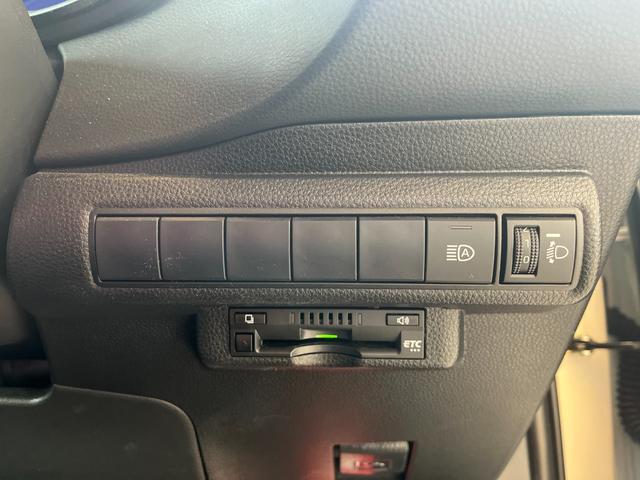 カローラ ダブルバイビー　車検８年６月　衝突被害軽減ブレーキ　コーナーセンサー　ディスプレイオーディオ　モデリスタエアロ　電動格納ドアミラー　アダクティブクルーズコントロール　　ＬＥＤヘッドライト　バックカメラ　保証あり（15枚目）