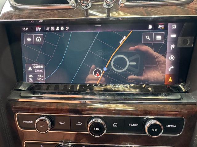 ベンテイガ V8(8枚目)