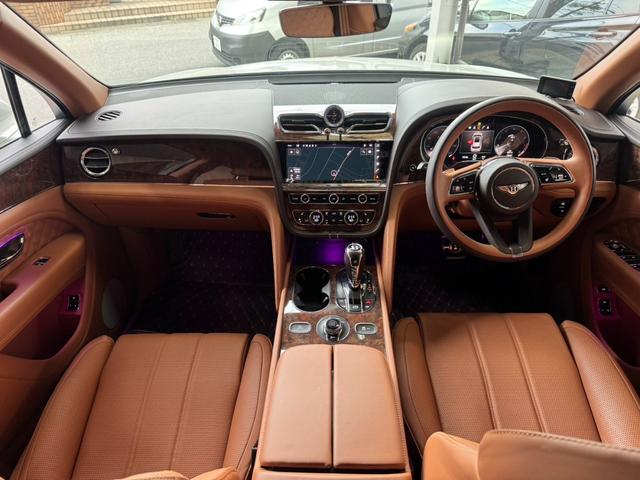 ベンテイガ V8(13枚目)