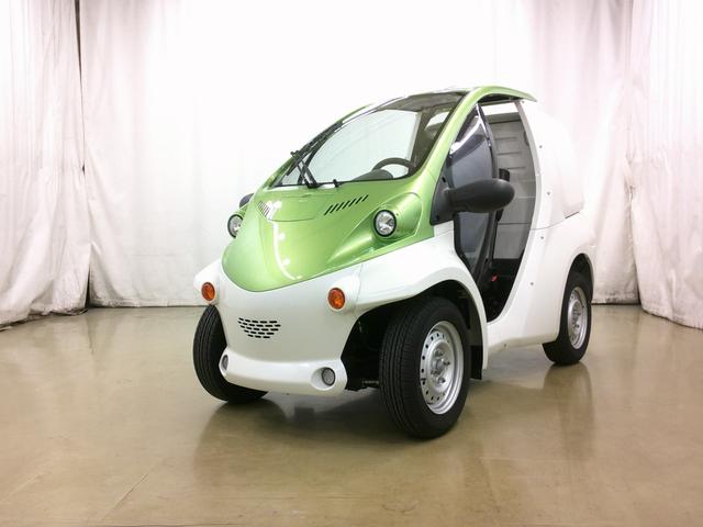トヨタ 　コムス　Ｂ・ＣＯＭデリバリー　サイドバイザー　フロントディスクブレーキハイビームスイッチ　１０メートル充電ケーブル　１人乗り　電気自動車　１００Ｖ充電　ミニカー（2枚目）