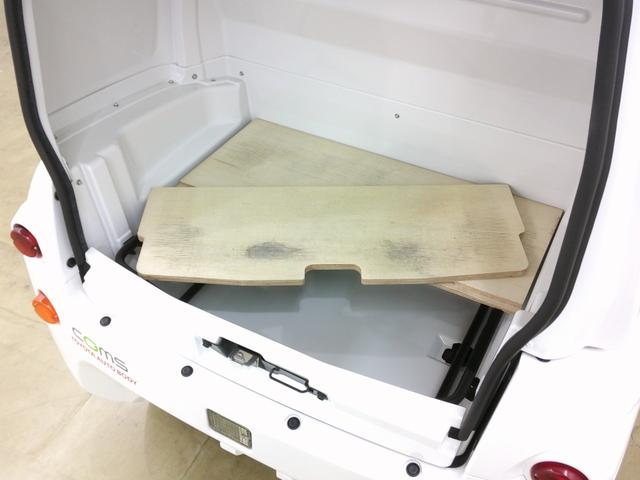 トヨタ コムス B・COMデリバリー サイドバイザー ハイビームスイッチ フロントディスクブレーキ 10メートル充電ケーブル 1人乗り 電気自動車 100V充電 ミニカー(28枚目)