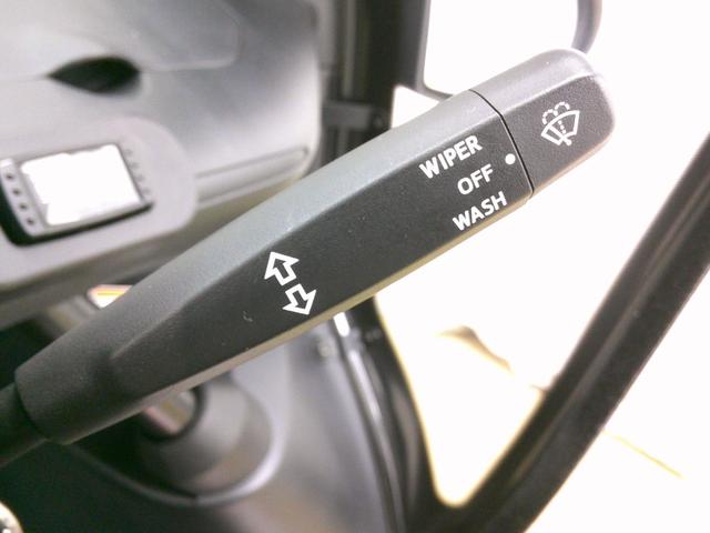 トヨタ コムス B・COMデリバリー サイドバイザー ハイビームスイッチ フロントディスクブレーキ 10メートル充電ケーブル 電気自動車 1人乗り 100V充電 ミニカー(15枚目)